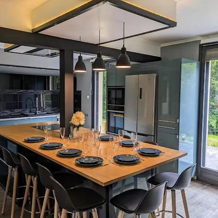 Peaceful House - - Babyfoot - Forest * Ablon