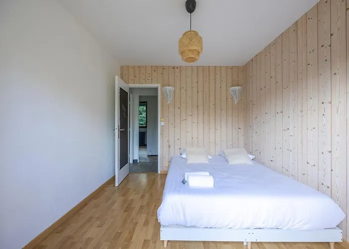 Вилла Peaceful House - - Babyfoot - Forest Ablon