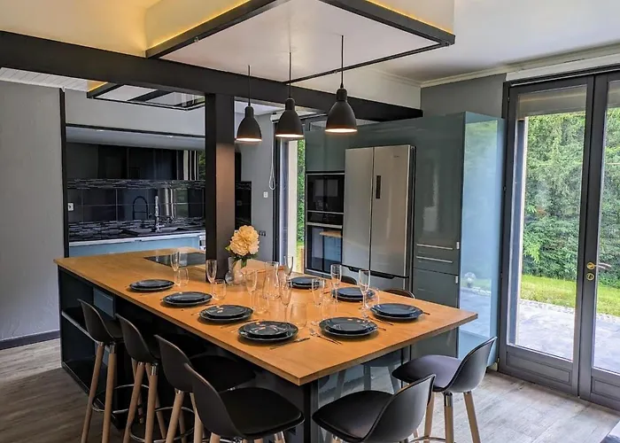 Peaceful House - - Babyfoot - Forest * Ablon